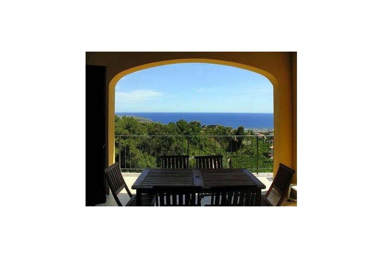 DIK3  A new villa with a stunning sea-view in Santo Stefano al Mare 