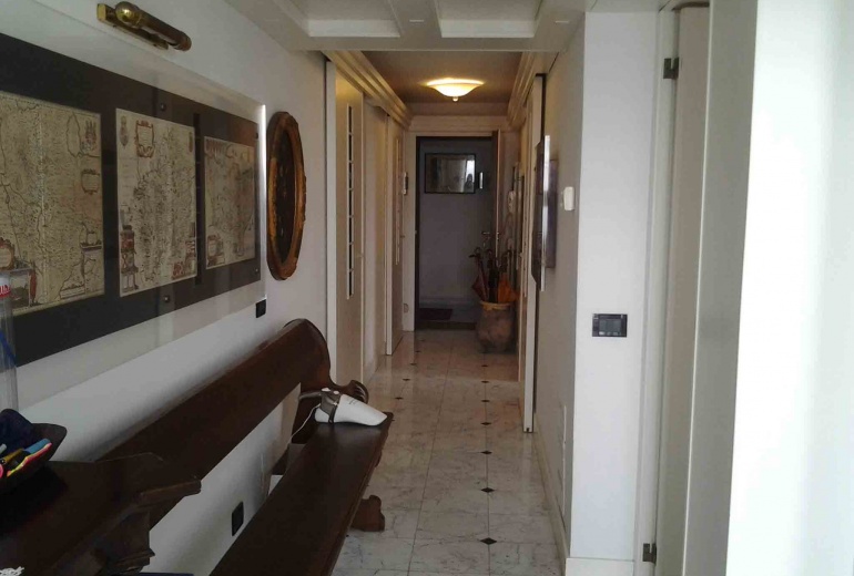DIK220 Santa Margherita Ligure. 1st line villa apartment with a great view!