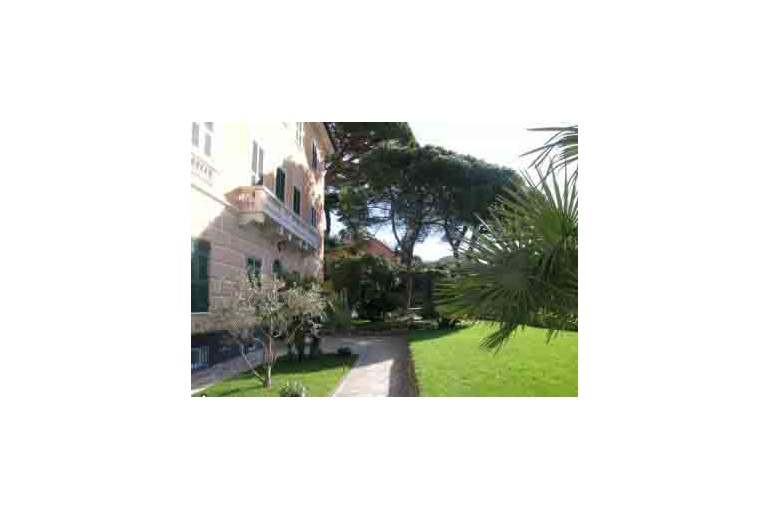 DIK197 Luxury villa apartment in Santa Margherita Ligure