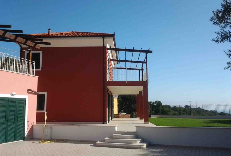 DIKN130 New elegant villa in Alassio!
