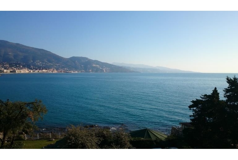 AIK 011  Panoramic view apartment in Roquebrune-Cap-Martin  