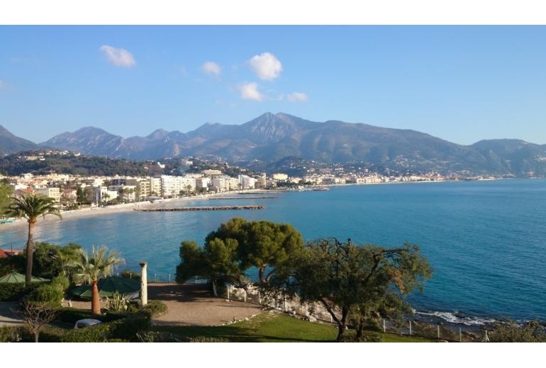 AIK 011  Panoramic view apartment in Roquebrune-Cap-Martin  