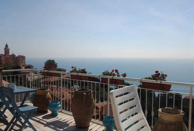DNIK234 Panoramic villa by the sea in Ventimiglia 