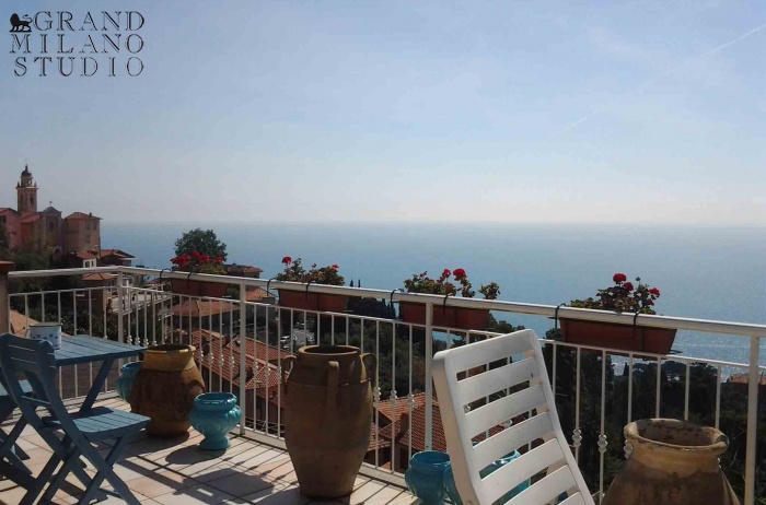 DNIK234 Panoramic villa by the sea in Ventimiglia 