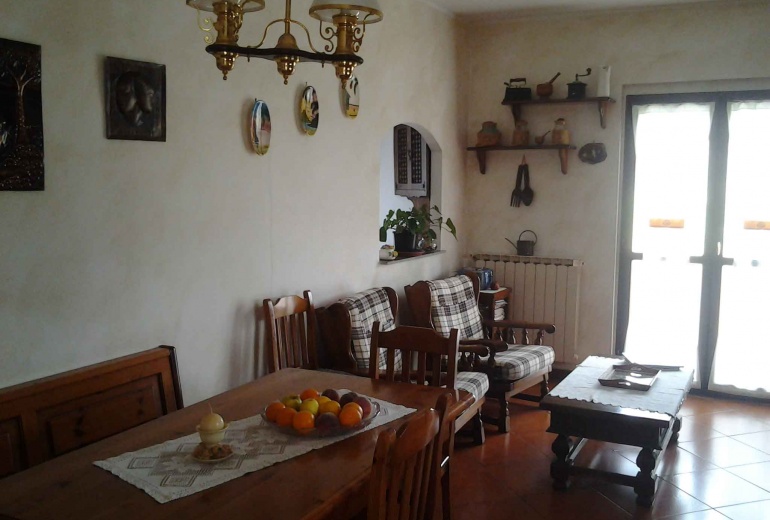 DIK239 Imperia. Wonderful villa with swimming pool and  garden by the sea!