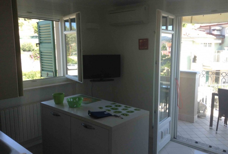 DIK240 Imperia. New flat 150 meters from the sea!