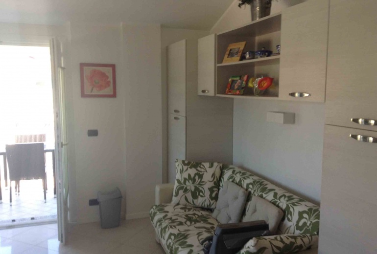DIK240 Imperia. New flat 150 meters from the sea!