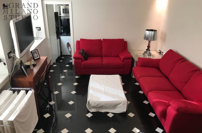 DIFC5. Two-room flat via Madonnina, Milan