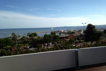 DIK236 Luxury penthouse by the sea in Nice 