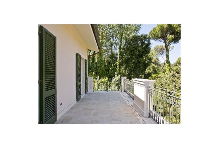 DIOA1. Luxury villa for sale, Forte dei Marmi