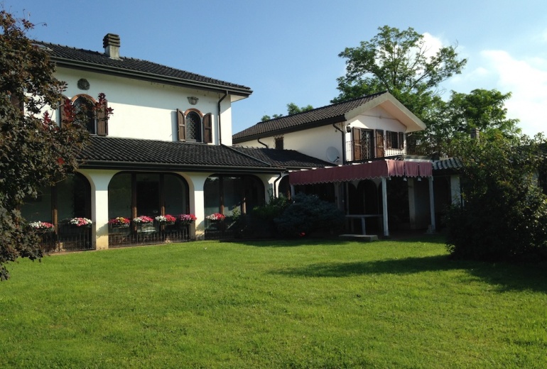  DOK 29.Splendid historical villa near Milan, Mediglia