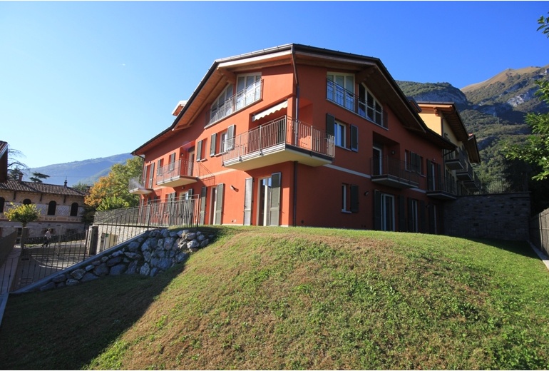 DYK109 New residence in Tremezzo, Lake Como