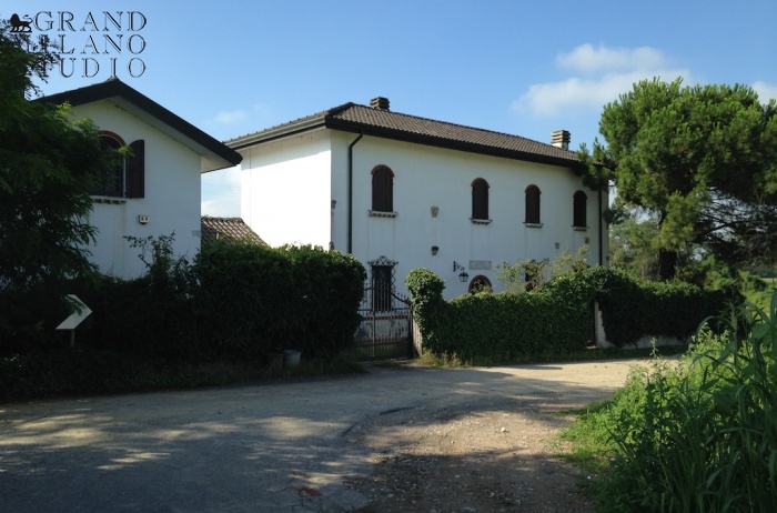  DOK 29.Splendid historical villa near Milan, Mediglia