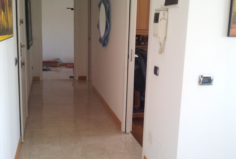 D-AU 392 2-room apartment in Monza street, Gorla metro station 