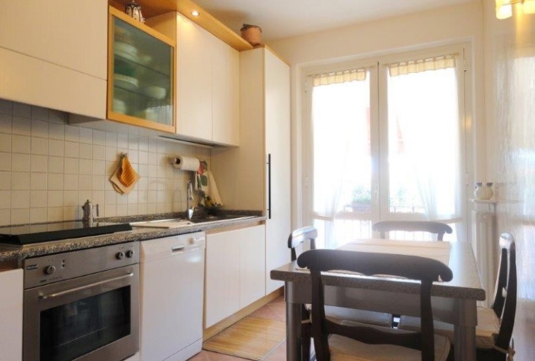 DIK199 Viareggio. Elegant apartment 100 meters from the sea!