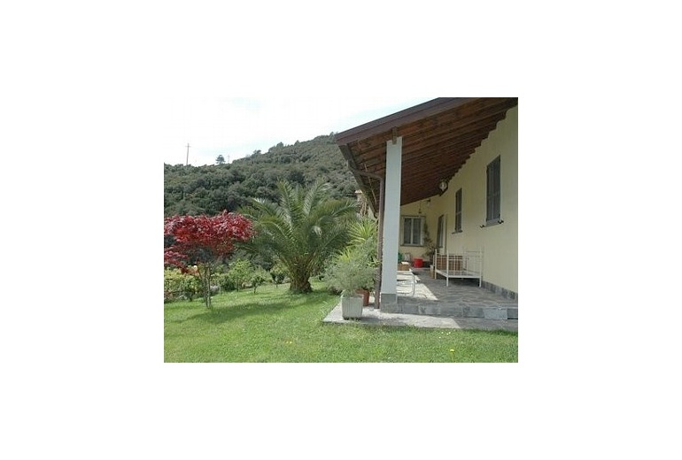 DIK158 Deiva Marina.Wonderful villa with large park!