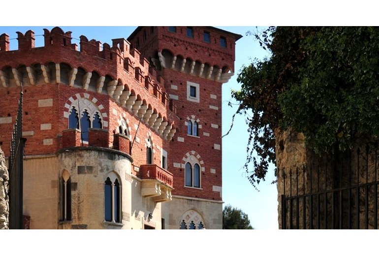 DIK43 Finale Ligure. A castle next to the sea.