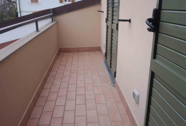 DIK214 New 2-bedroom apartment in Riva Ligure