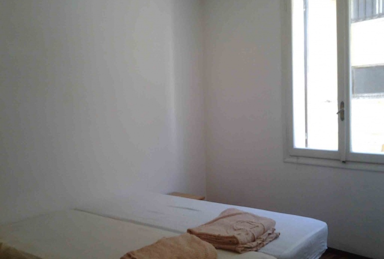 DIK218 3-bedroom spacious apartment in Sanremo city centre 