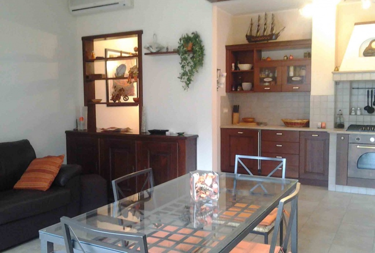 DIK219 Sanremo. Splendid apartment with garden!