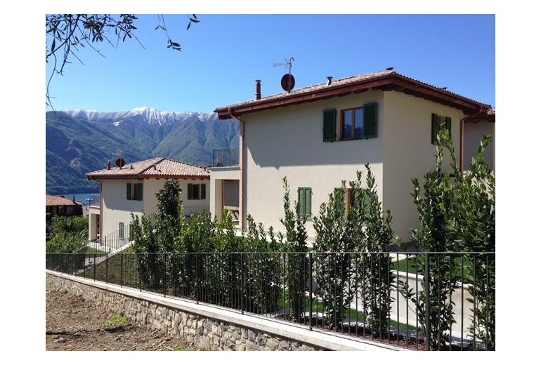 D-LB106 3-floors villas in Tremezzo 