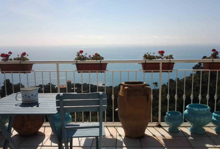 DNIK234 Panoramic villa by the sea in Ventimiglia 