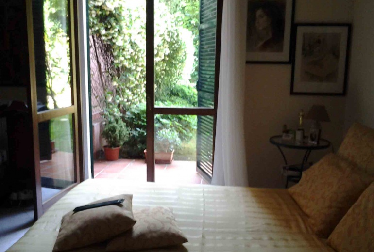 DNIK238 Sanremo. Spacious apartment with terrace and garden!