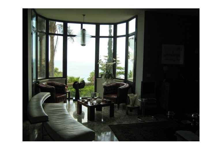 IKND 284 Ospedaletti. Magnificent luxury villa near the sea!