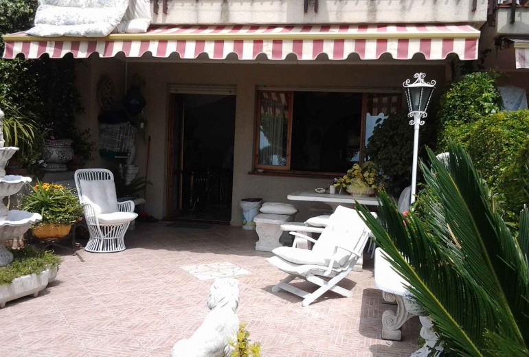 DNIK252 Ospedaletti. Beautiful townhouse with sea views!