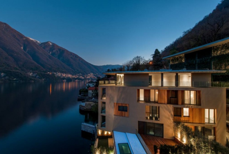 D-YK 84 Apartment overlooking Lake Como 