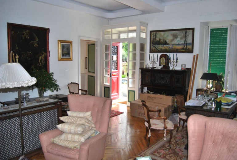 AIK2 Sanremo. Charming historical villa with garden!