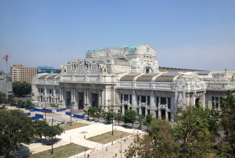 4 star HOTEL near the Central Station of Milan