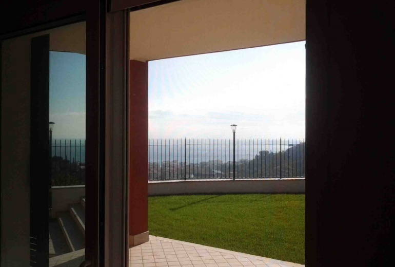 DIKN130 New elegant villa in Alassio!