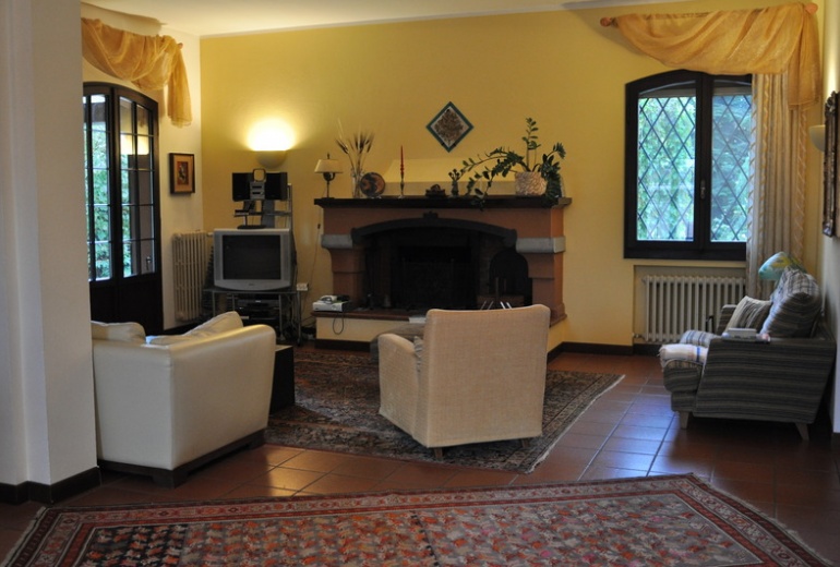 DIK75 San Pietro in Casale (Bologna). Excellent villa with swimming pool!