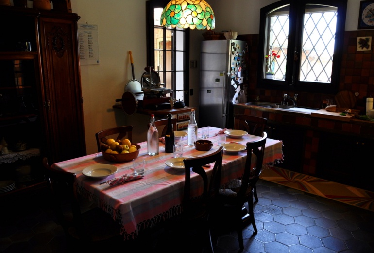 DIK75 San Pietro in Casale (Bologna). Excellent villa with swimming pool!