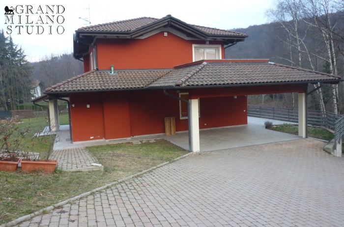 D.LB89 A new house in Carpugnino 