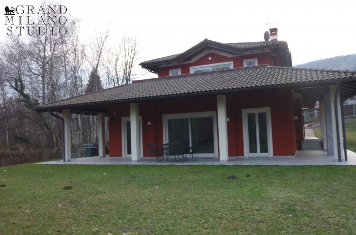 D.LB89 A new house in Carpugnino 