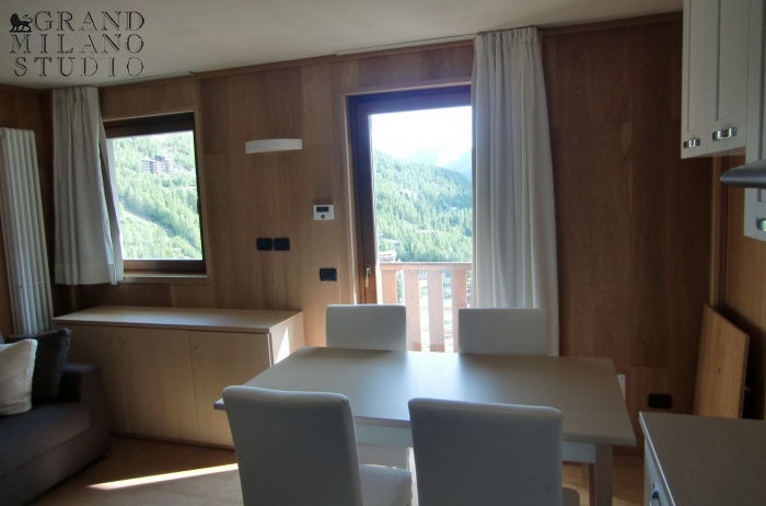 D-OK 13 Apartment in Cervinia, a popular resort town 