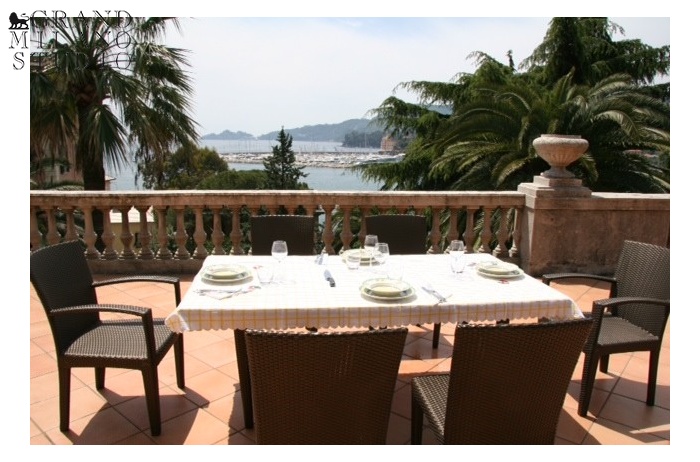 DIK209 Rapallo. Panoramic view villa apartment