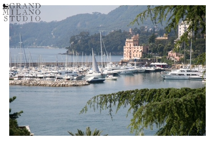 DIK209 Rapallo. Panoramic view villa apartment