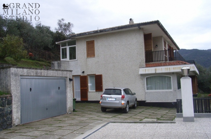 DIK212 Spezia. Villa by the sea!