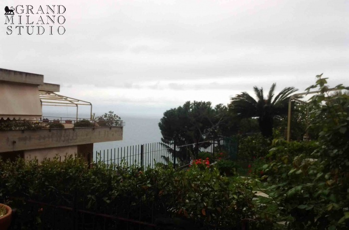 DIK219 Sanremo. Splendid apartment with garden!