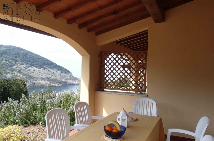 DIK227  Island Elba.Sea-view villa at 100 meters from the sea!