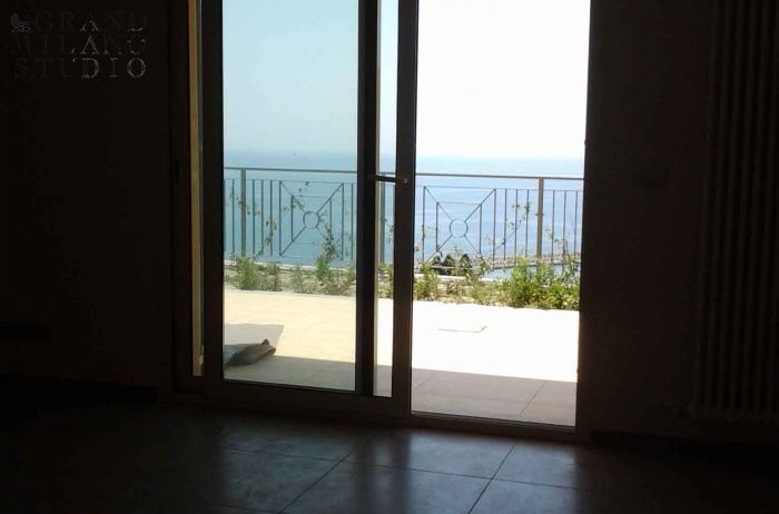 DNIK118  New panoramic view apartment with a garden in Sanremo 