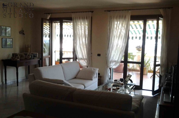 DNIK238 Sanremo. Spacious apartment with terrace and garden!