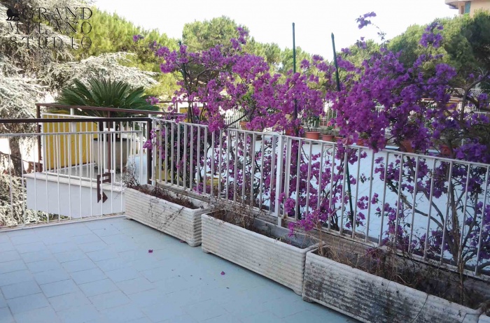 DNIK243 Sanremo. Spacious apartment with terrace!