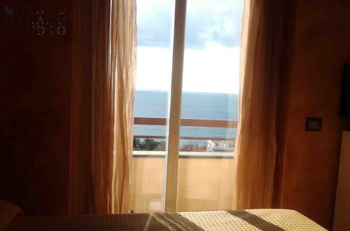 DIKN 195 Sanremo. Beautiful flat at the sea!