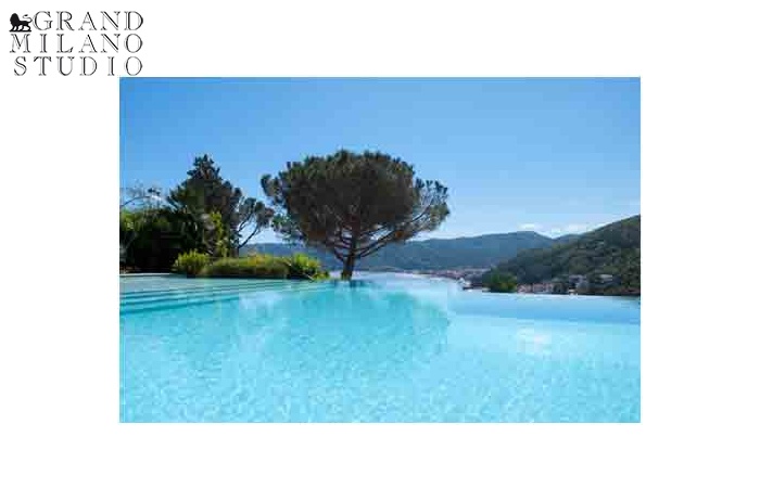 D-YK 78. Bergeggi..Modern villa with panoramic swimming pool infiniti.