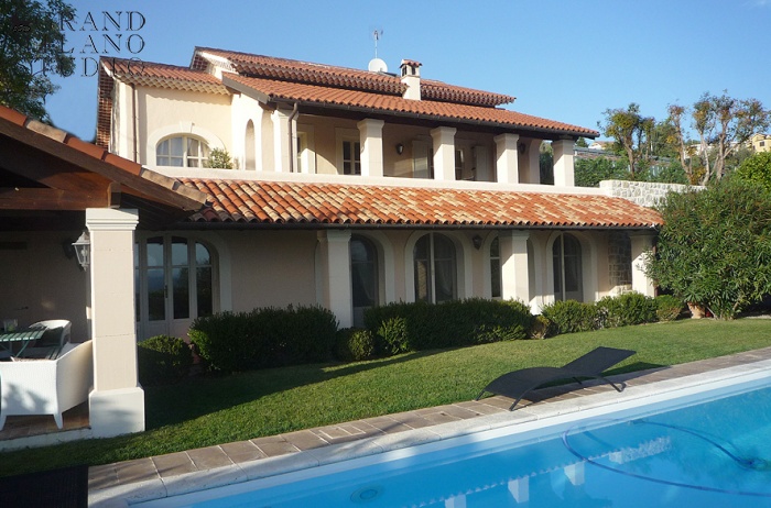 DNIK377 Sanremo. Beautiful villa with a swimming pool!