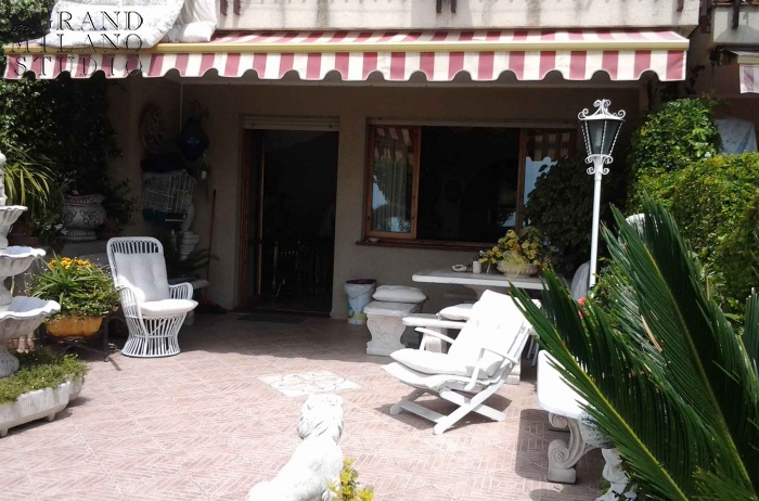 DNIK252 Ospedaletti. Beautiful townhouse with sea views!